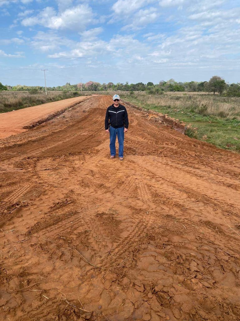 El vicepresidente de la Comisión Sagrado Corazón de Jesús, Mario Ramón Mendoza Lezcano, anhela la construcción de un kilómetro de empedrado.