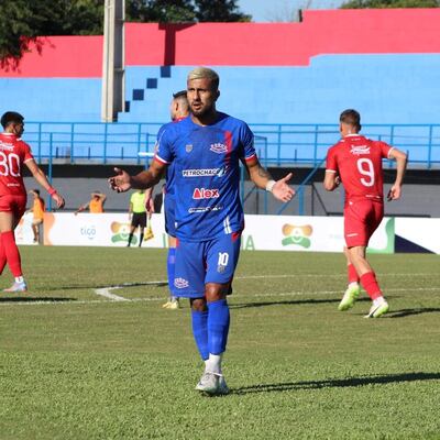 José Rafael Valiente (26 años), nuevo futbolista de Guaraní.