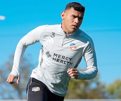 Gilberto Flores vuelve a Libertad tras militar en el FC Cincinnati de Estados Unidos.