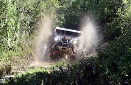 La dupla Augusto Plate-Félix Angulo (Can Am X3 XRS #212 de la T3) fue la más rápida del fin de semana en el departamento de Cordillera.