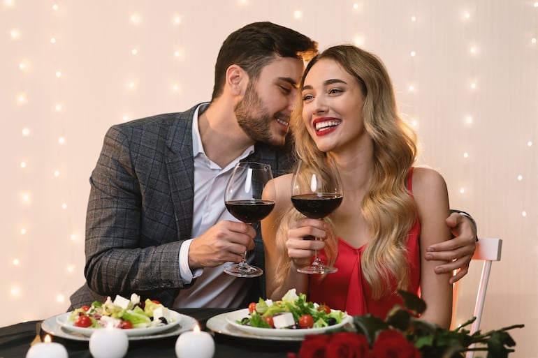 Cena romántica, imagen ilustrativa.