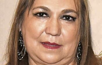 Fiscala Egidia Victoria Gómez, hermana de Lalo Gomes.