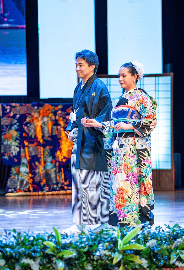 “Kimono Show” es el espectáculo que se realizó en el Teatro del Banco Central del Paraguay