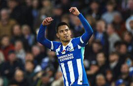 El jugador paraguayo, Diego Alexander Gómez Amarilla (22 años) del Brighton & Hove Albion F. C. de la Premier League de Inglaterra.