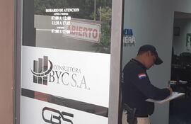 Uno de los estudios contables allanados esta mañana por la comitiva fiscal-policial.