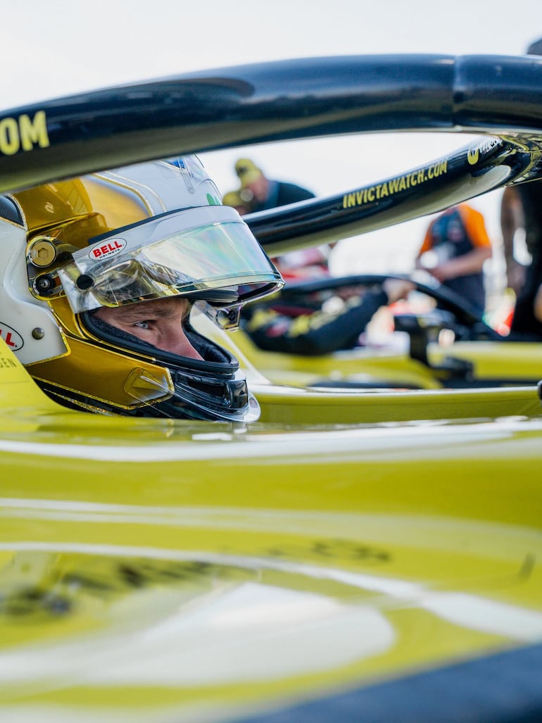 Joshua Duerksen, listo para otro desafío en la FIA Fórmula 2. Esta vez en el mítico circuito belga de Spa-Francorchamps.