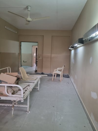 Una de las salas del Hospital Nacional de Itaugua denunciadas por la senadora Esperanza Martínez como abandonadas.