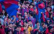 Los hinchas de Cerro Porteño en el estadio La Nueva Olla, en Asunción, Paraguay.