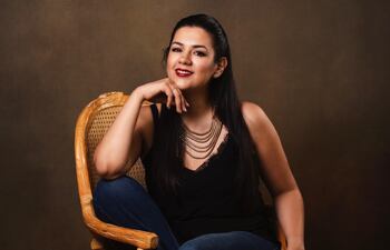 La cantante Jessica Bogado se presentará esta noche en el Teatro Municipal. La soprano paraguaya viene desarrollando una destacada carrera en Madrid, España.