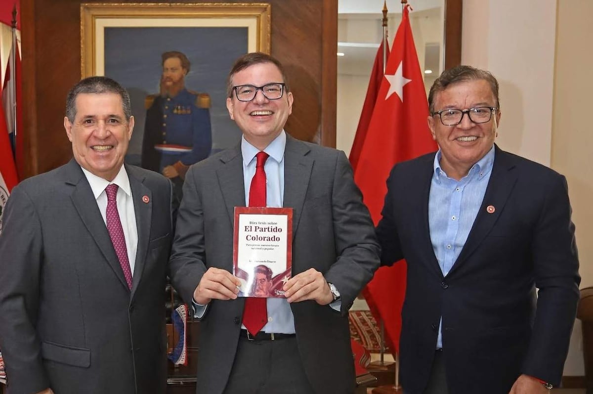 En plena crisis en ANR, Yacyretá despide a funcionarios cercanos a Nicanor En plena crisis en ANR, Yacyretá despide a funcionarios cercanos a Nicanor