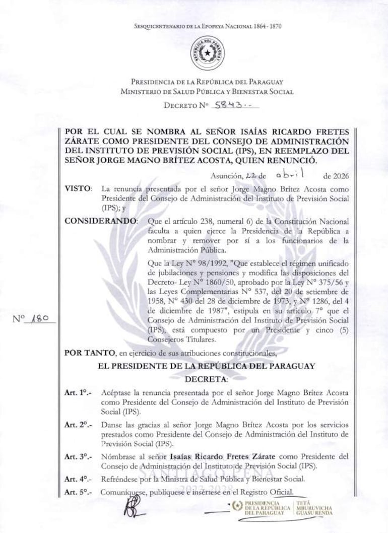 Decreto oficial con texto claro sobre el nombramiento de Isaias Ricardo Fretes Zarate, con sellos gubernamentales visibles.