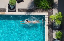 Salud emitió recomendaciones para disfrutar de chapuzones en la piscina, de manera segura