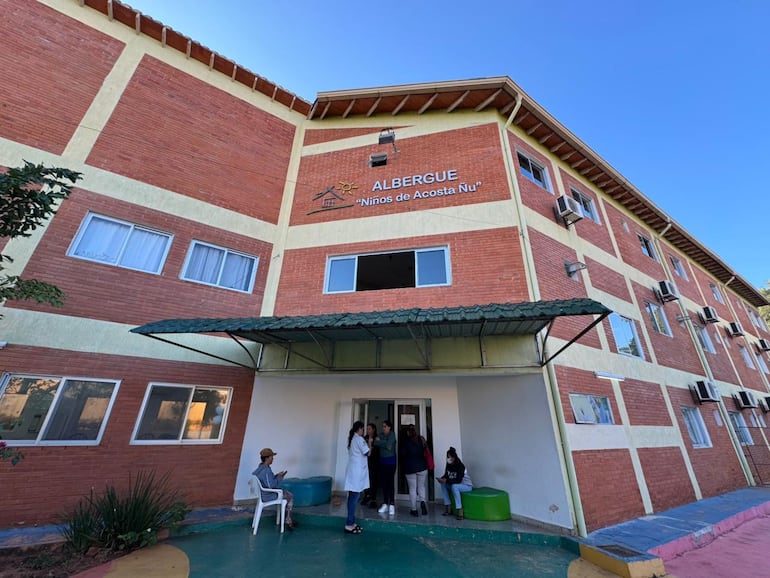 Albergue del Hospital Pediátrico Niños de Acosta Ñu