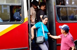 Las reguladas y exceso de pasajeros en buses se puede detectar con el billetaje.