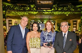 Directivos de Arcoiris recibieron con orgullo un premio en el Ranking de Marcas 2026 de la CAP.