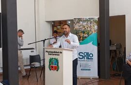 El intendente Felipe Salomón (ANR), mencionó que serán beneficiadas unas 2437 viviendas y 3212 comercios del microcentro de San Lorenzo.