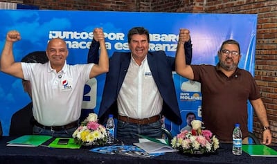 Eduardo Ramón “Pompom” González del Partido Paraguay se Defiende y Actúa; Nelson Medina del PLRA y Celso Núñez (PPC) de la Alianza Unidos por Lambaré.