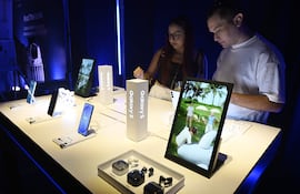 La nueva línea —compuesta por Galaxy S26, S26+ y S26 Ultra— lleva la experiencia móvil a un nuevo nivel al integrar Galaxy AI de forma más proactiva y adaptativa.