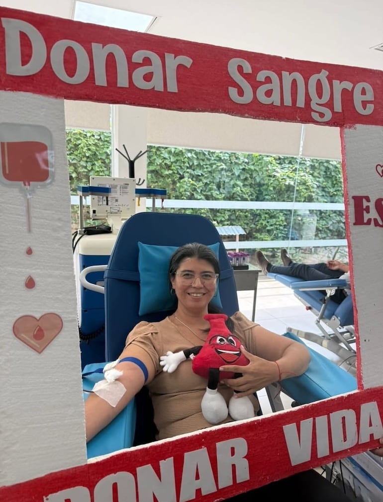 Instan al personal sanitario y la ciudadanía en general, en ser donadores de sangre.