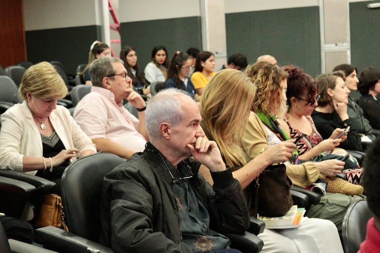 Codehupy presentó las guías pedagógicas “Ventanas Abiertas” para la enseñanza de la memoria democrática y los derechos humanos.
