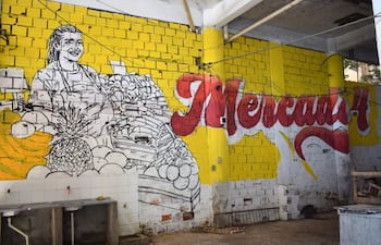 Arte urbano: presentan mural en el Mercado 4 de Asunción.