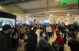 La Estación de Buses de Asunción (EBA) volvió a colmarse de viajeros por el feriado largo.