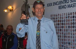 Reimundo Sannemann, destacado remero que fue homenajeado.