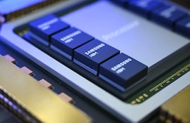 Set de chips producidos por Samsung.