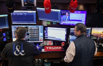 New York Stock Exchange (NYSE). Inflación retrocede en enero en Estados Unidos.