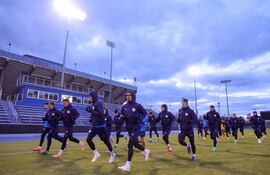Otro día, y siempre con intenso frío, de entrenamiento de la selección mayor en Pensilvania.