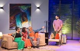 Escena de la comedia "Nunca estuve en Dublín", que se despide este fin de semana en el Arlequín Teatro.