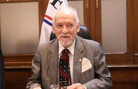 César Antonio Garay Zuccolillo, ministro de la Corte Suprema de Justicia y electo presidente del Jurado de Enjuiciamiento de Magistrados (JEM).