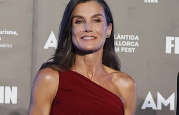 La reina Letizia a su llegada a la clausura del Atlàntida Mallorca Film Fest 2026, ayer domingo en Palma de Mallorca. (EFE/Ballesteros)