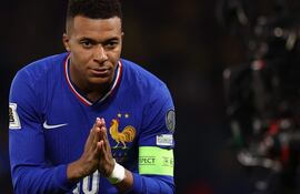 Kylian Mbappe, exjugador del París Saint Germain (PSG) y capitán de la selección de Francia, reclama al equipo francés una indemnización superior a los 200 millones de euros, al igual que el club en su contra.