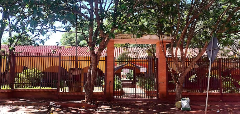 Escuela Básica N.º 70 “Profesor Luciano Bordón”