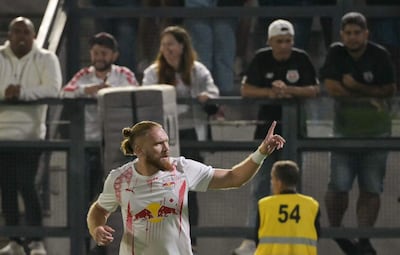 La celebración del atacante paraguayo, Isidro Miguel Pitta Saldívar (26 años), quien anotó el segundo tanto en el triunfo de Bragantino sobre Vasco da Gama.