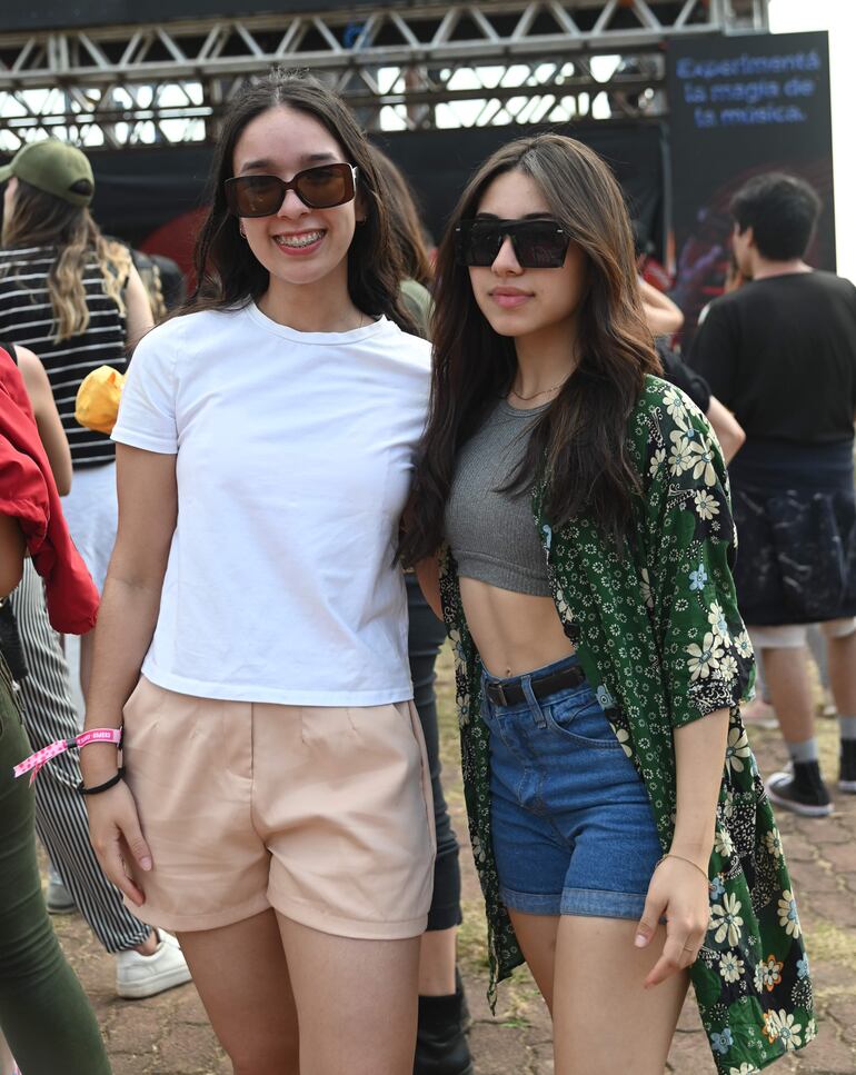 Camila Ibarra y Micaela Núñez.