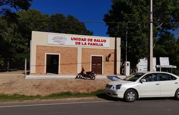 La Unidad de Salud Familiar (USF) del barrio Yataity de la ciudad de Pilar, fue visitada por los ladrones y se llevaron tres aires acondicionados, un tubo de gas, un televisor plasma y un bebedero eléctrico.