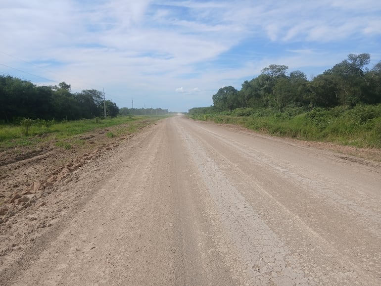 Así de bueno luce el camino que parte desde la ruta bioceánica hacia Toro Pampa en más de 20 kilómetros de avance, trabajos de la empresa Mawes S.A.