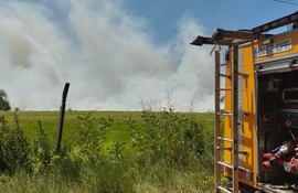 El incendio se produjo a unos 300 metros de viviendas.