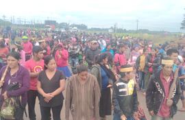 Nativos cierran ruta hasta por una hora en J. Eulogio Estigarribia.