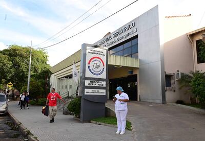 En el edificio del Hospital Geriátrico del IPS, no hay laboratorio. Hay un servicio tercerizado.