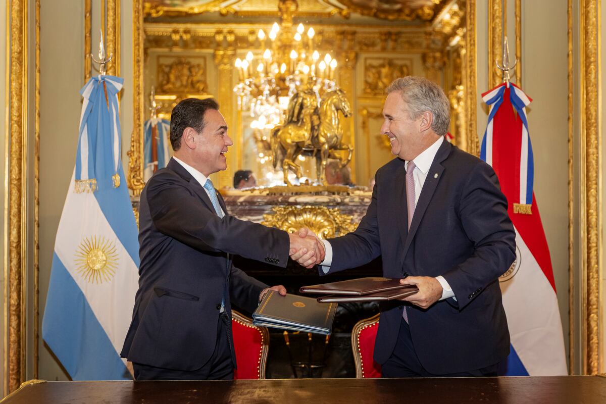 Paraguay y Argentina firman acuerdo para restitución internacional de niños y retornos seguros
