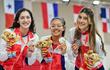 Las esgrimistas que lograron conquistar la 10ª medalla del Team Paraguay: Montserrat Viveros, Jimena Cabrera y Janine Hanspach.