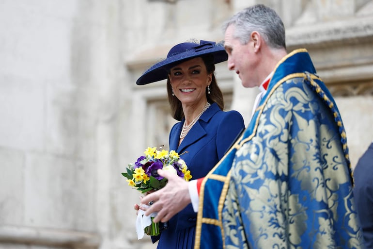 La princesa de Gales lució muy elegante y distinguida en la ceremonia anual del Día de la Commonwealth en la Abadía de Westminster. (Brook Mitchell / AFP)