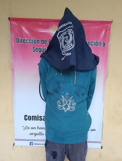 Detenido por robo de barras de aluminio, tenía orden de captura por otro robo.