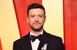El cantante Justin Timberlake, el pasado domingo, en la fiesta de Vanity Fair luego de los premios Óscar. El artista presentó hoy su nuevo álbum.