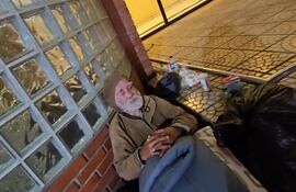 Guido Mendieta persona en situación de calle Asunción barrio Sajonia