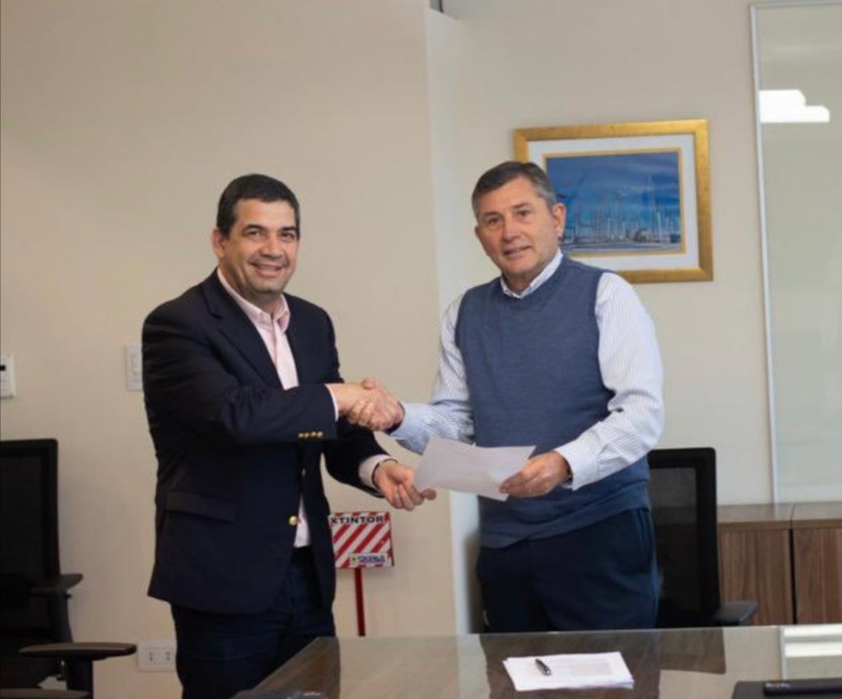 ANR: Fuerza Republicana inscribe movimiento y mantiene a Hugo Velázquez como líder ANR: Fuerza Republicana inscribe movimiento y mantiene a Hugo Velázquez como líder