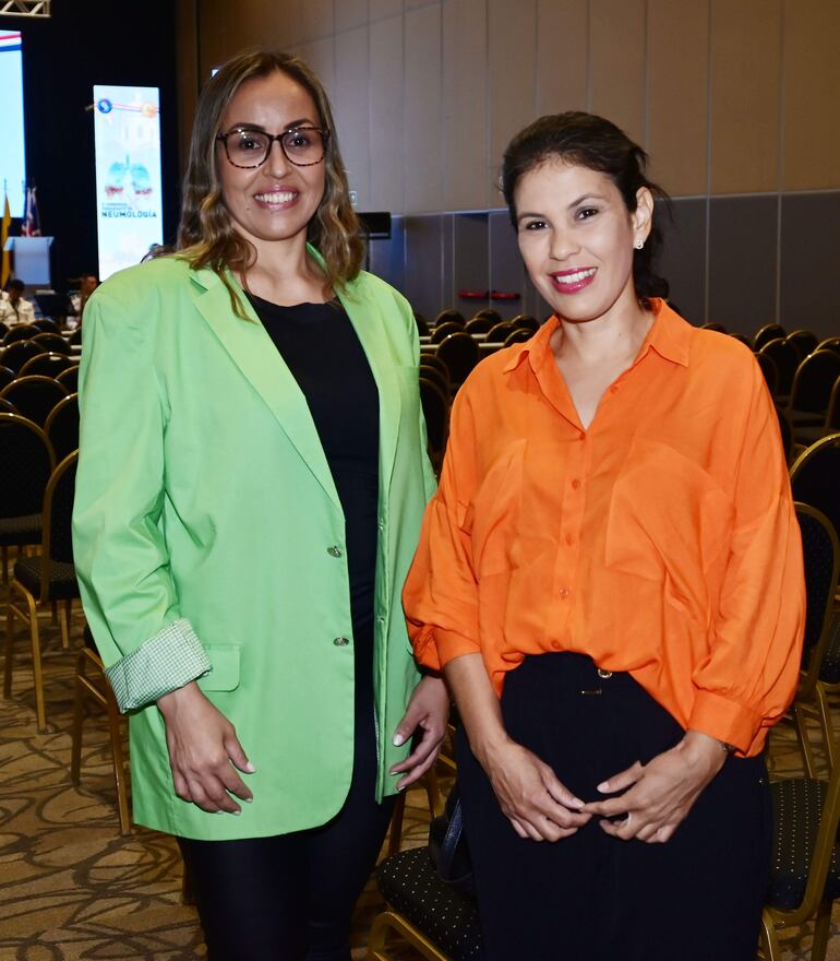 Laura Cardozo y Rocío Morínigo.